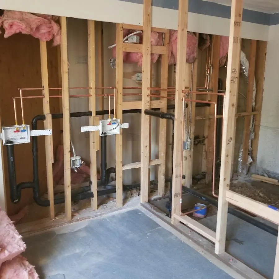 Copper pipe rough-in and plumbing installation in Saginaw